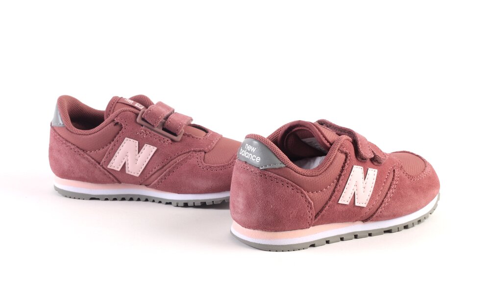 new balance maat 25