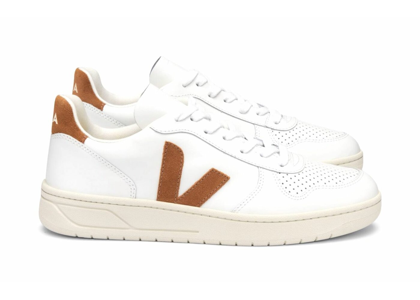 Veja sneakers V10 - wit camel (maat 35-42) | Hippeschoentjes