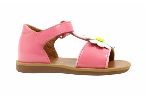 Pom d' Api sandaaltje, lak roze bloem (maat 21-27)