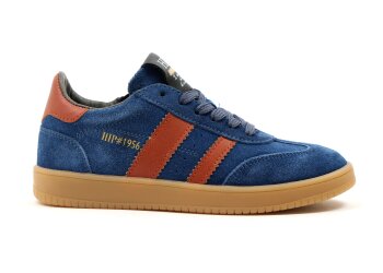 Hip sneakers