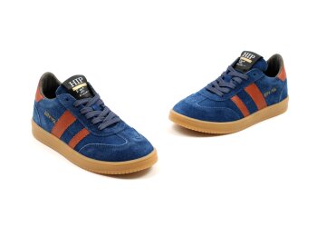 Hip sneakers