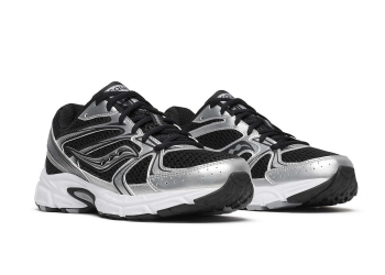 Saucony sneaker