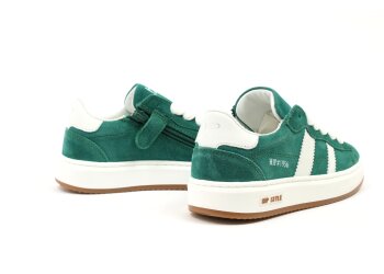 Hip sneakers