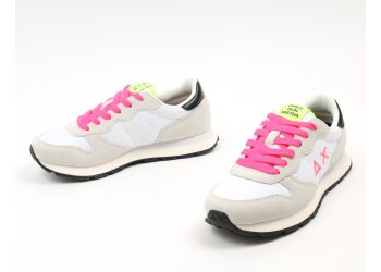 SUN68 runner