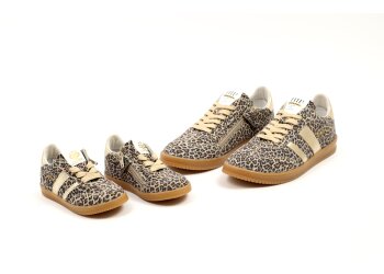 Pinocchio by Hip sneakers