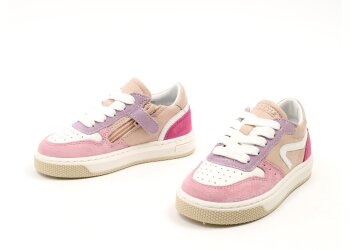 Hip sneakers