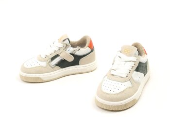 Hip sneakers