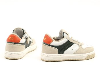 Hip sneakers