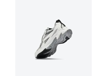 ARKK sneaker