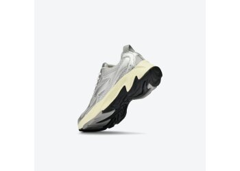ARKK sneaker