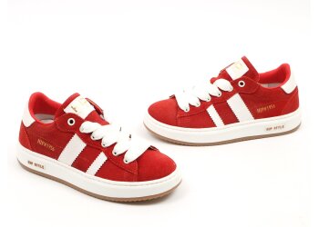 Hip sneakers