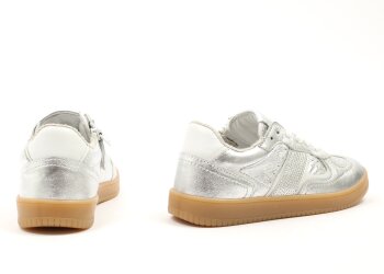 Hip sneakers