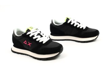 SUN68 runner adults