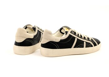 Ocra sneakers