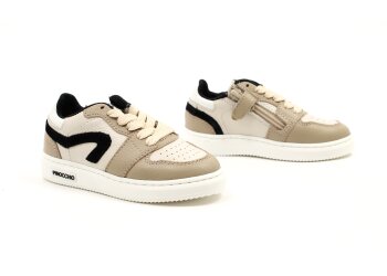 Hip sneakers
