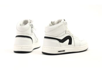 Hip sneakers