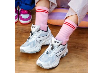 ARKK sneaker
