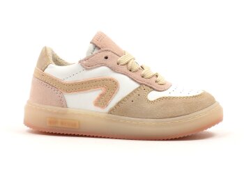 Hip sneakers