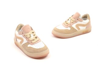 Hip sneakers