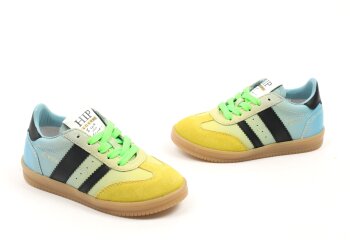 Hip sneakers