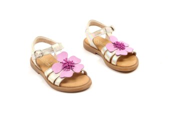 Beberlis sandalen