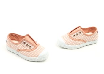 Cienta Loafers