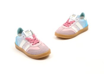 Hip sneakers