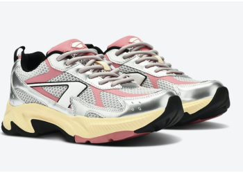 ARKK sneaker