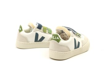 Veja sneakers V90