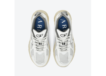 ARKK sneaker