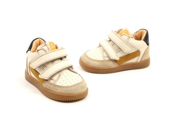 Ocra sneakertjes