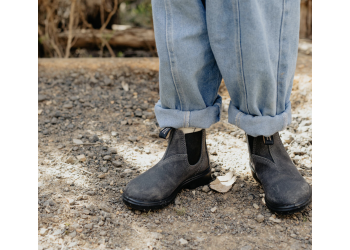 Blundstone chelsea boot
