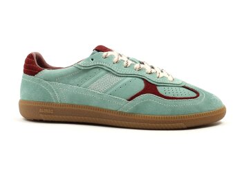 Alohas sneakers