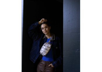 Tinne + Mia belt bag greige gold