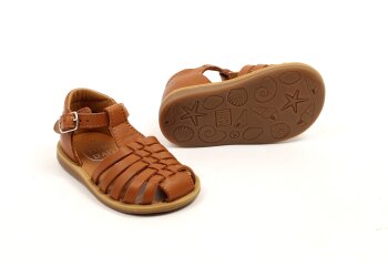 Pom d'Api sandaaltje