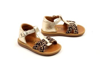 Pom d'Api sandaaltje