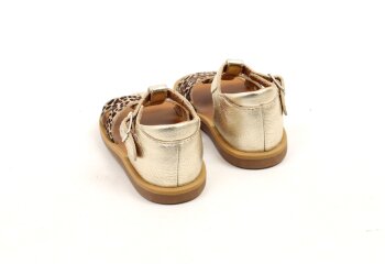 Pom d'Api sandaaltje