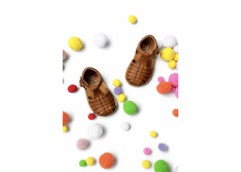 Pom d'Api sandaaltje