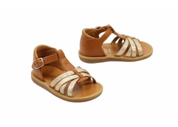 Pom d'Api sandaaltje