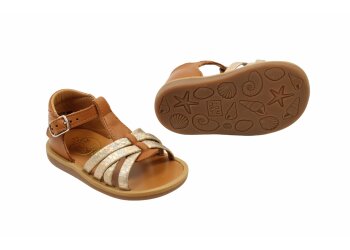 Pom d'Api sandaaltje