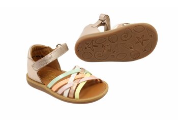 Pom d'Api sandaaltje