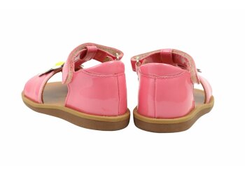 Pom d'Api sandaaltje