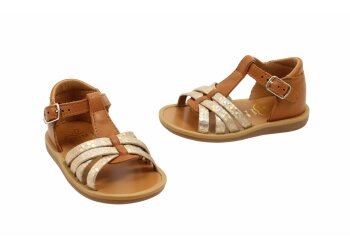 Pom d'Api sandaaltje