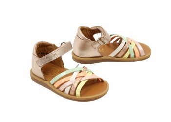 Pom d'Api sandaaltje