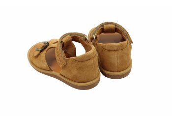 Pom d'Api sandaaltje