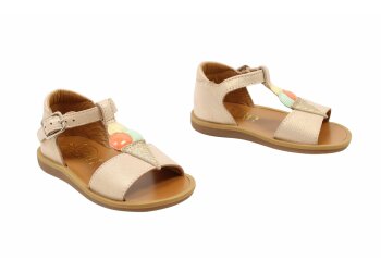 Pom d'Api sandaaltje