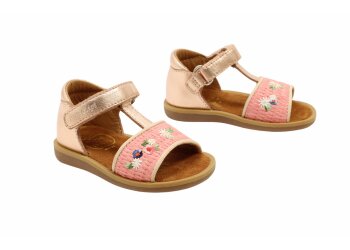 Pom d' Api sandaaltje