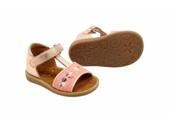 Pom d' Api sandaaltje