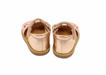 Pom d' Api sandaaltje