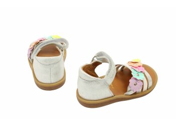 Pom d' Api sandaaltje